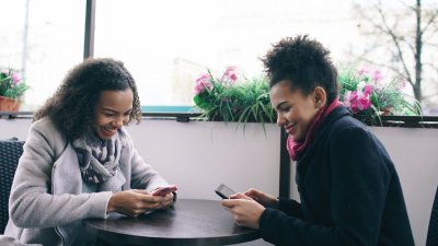 Steeds meer mannen deleten Tinder, en dat loont
